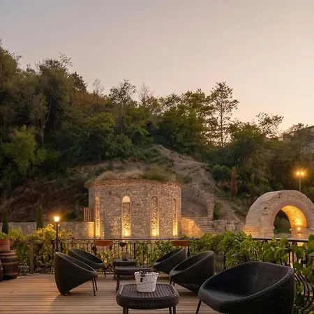 Litov Boutique Estate &